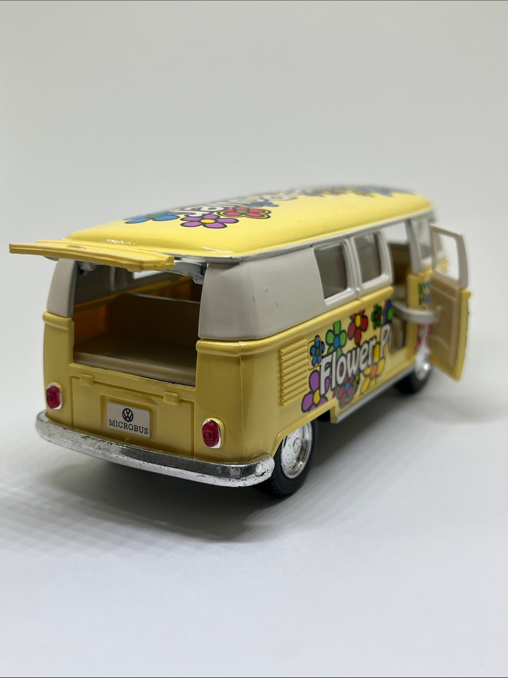1962 Volkswagen Bus - Flower Power Yellow Toy Van - Picture 5 of 6